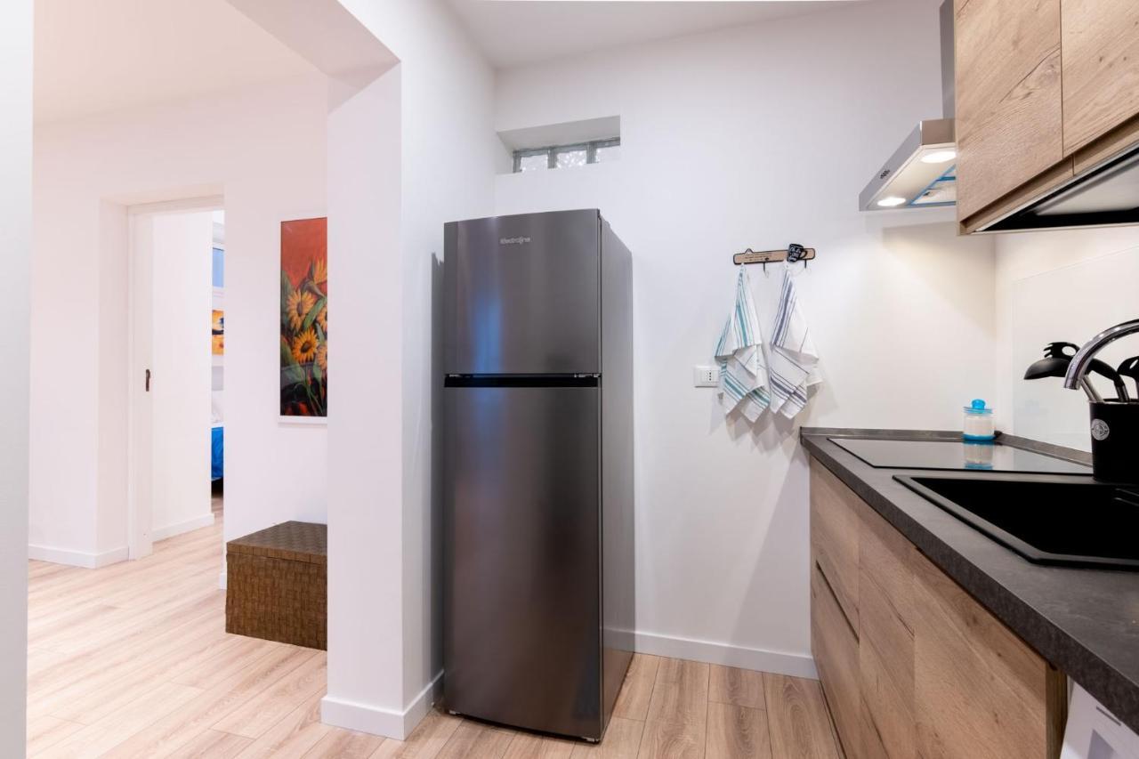 פלרמו Sarale Apartments מראה חיצוני תמונה